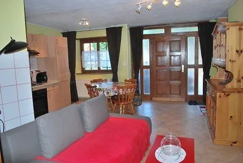 Chez Alfred Et Regine